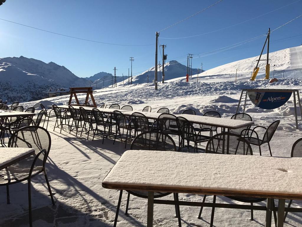 Alpino Lodge Bivio Livigno Exterior photo